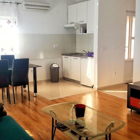 Apartman Kolan Esterno foto