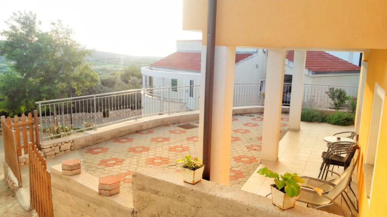 Apartman Kolan Esterno foto